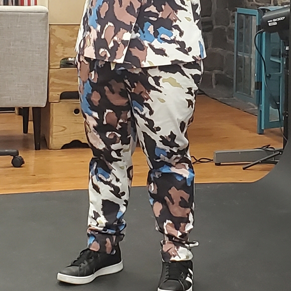 International Concepts Men's Tapered Pants - Picture 2 of 3